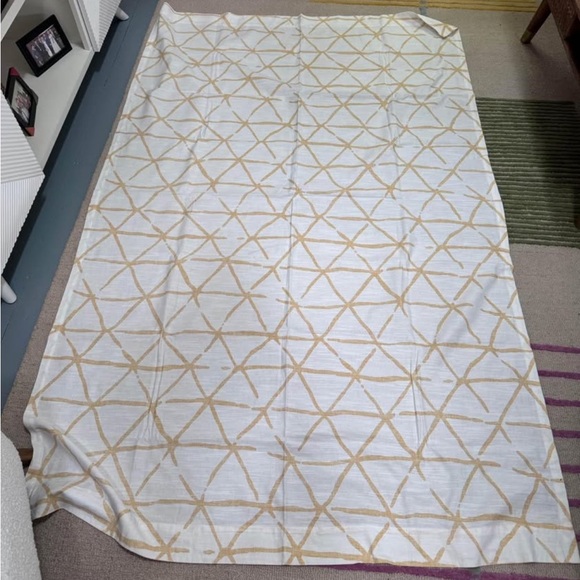 2 Curtain Panels 80x52in - Picture 1 of 2